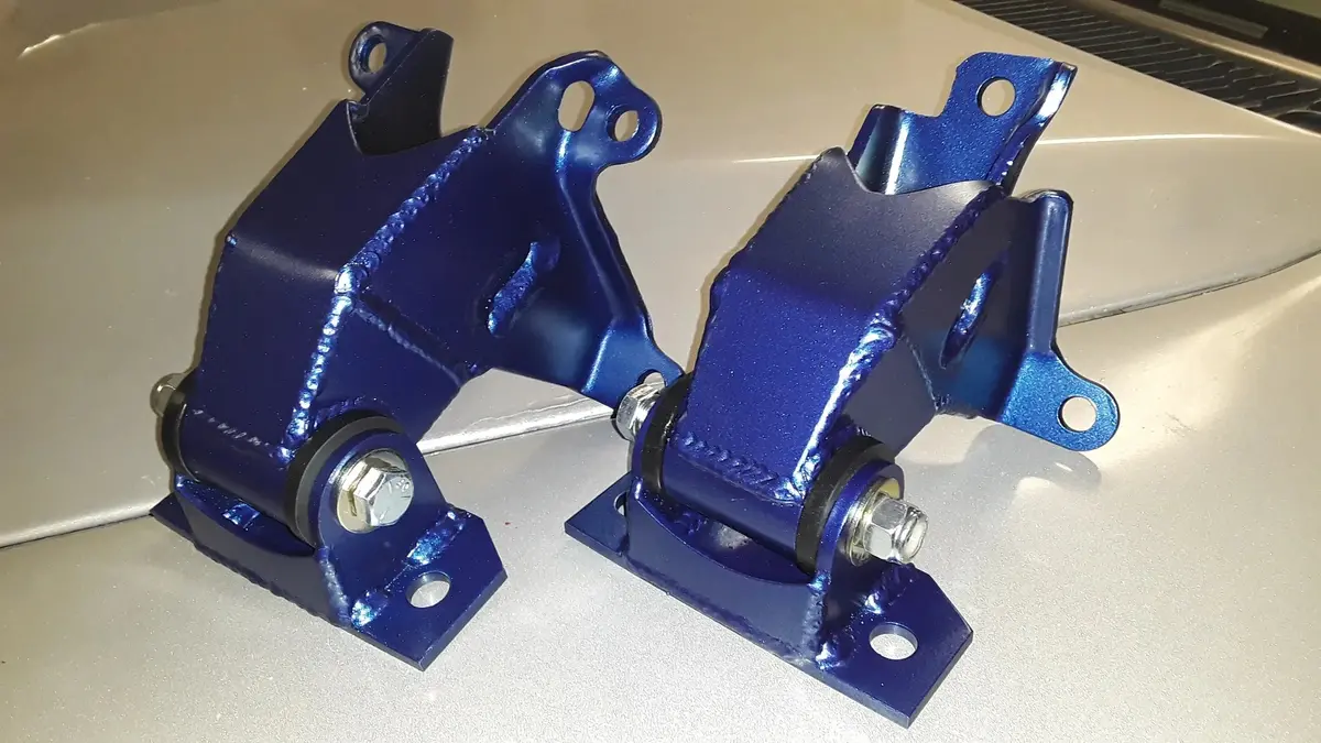 1St Gen Tacoma/3Rd Gen 4Runner 3.4 V6 Motor Mount Kit 1