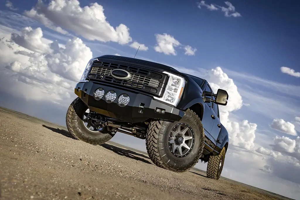 Icon 2023 Ford F-250/F-350 Super Duty 4Wd Gas 4.5" Lift Stage 3 Suspension System W/ Radius Arms & Expansion Packs 2