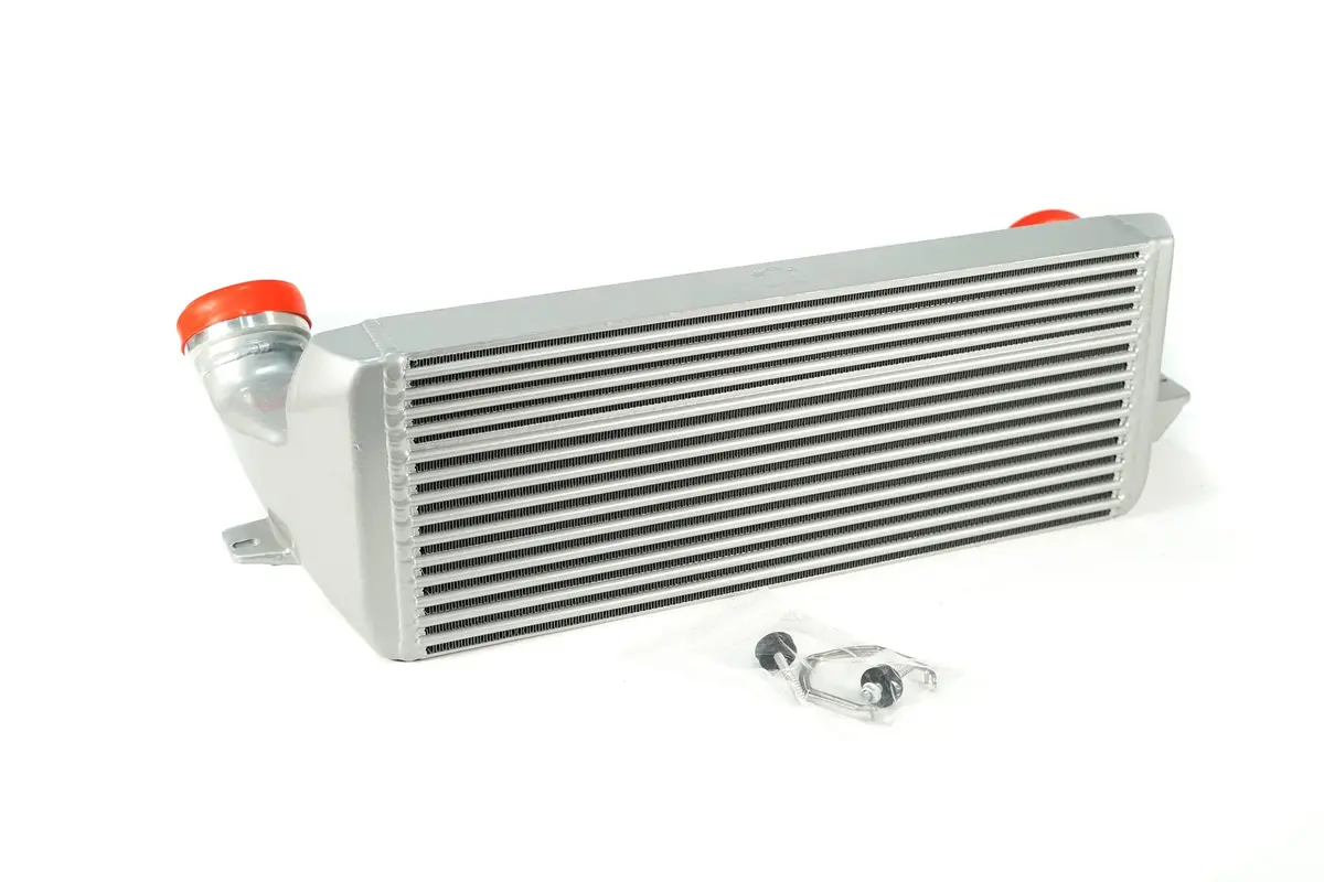 Bmw E8x/E9x N54/N55 High-Performance Stepped Core Intercooler - Silver 1