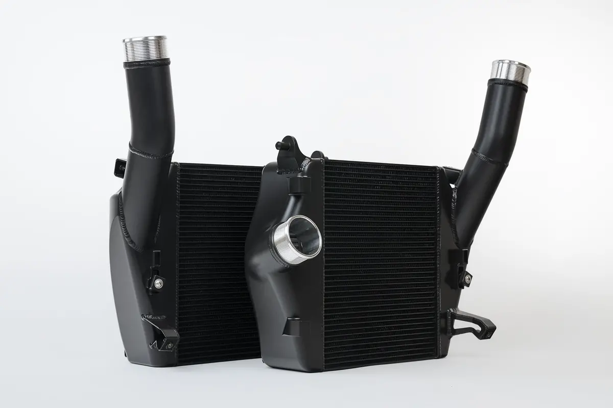 Lamborghini Urus / Audi Rs Q8 Twin Intercooler Set - Thermal Dispersion Black 1