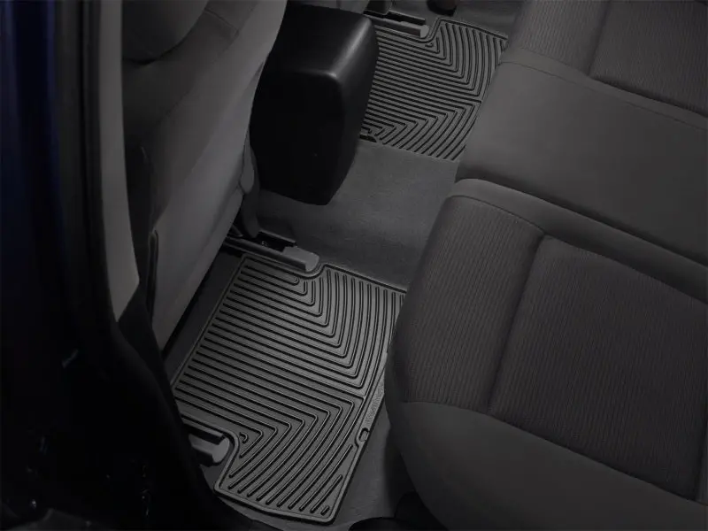 Weathertech 03-06 Lincoln Navigator/Navigator L Rear Rubber Mats - Black 1