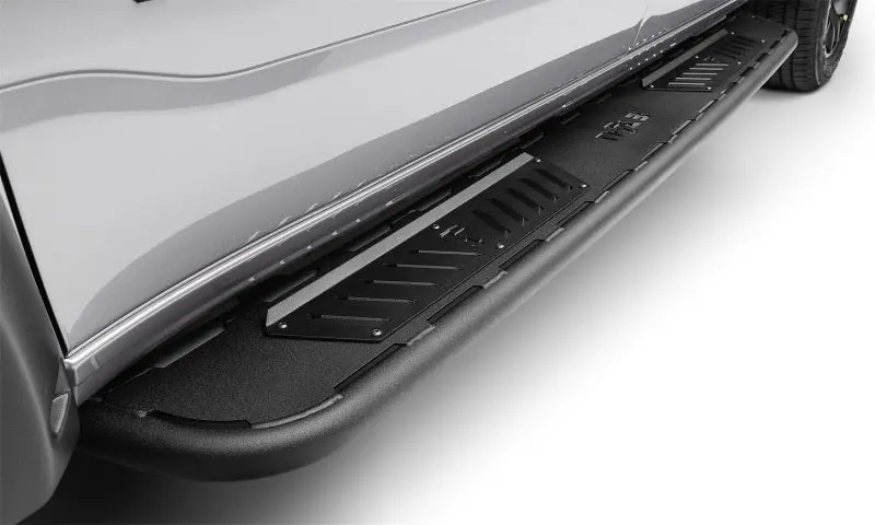 N-Fab Ravegr Textured Black Running Boards For 2018 Chevrolet Silverado 1500 Crew Cab 1